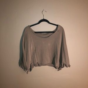 Cropped Ruffled Sleeve Tshirt Size Small